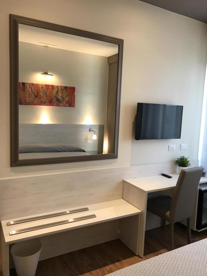 Confidence Hotel San Silvestro San Prospero Zewnętrze zdjęcie