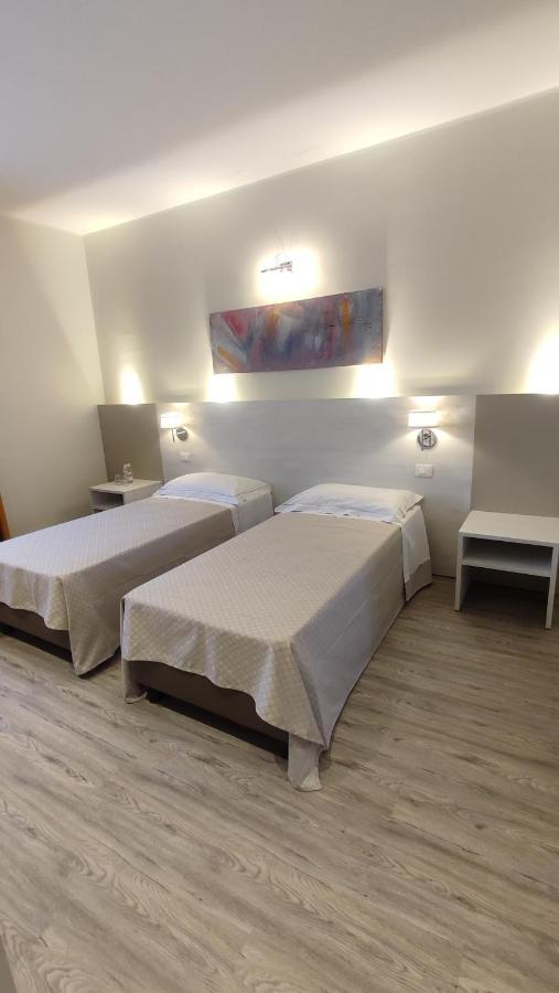 Confidence Hotel San Silvestro San Prospero Zewnętrze zdjęcie