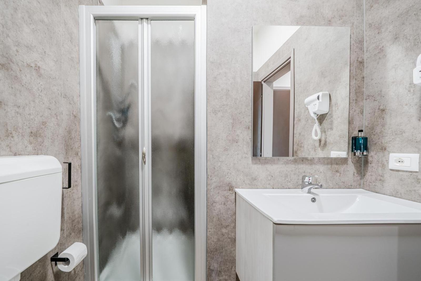Confidence Hotel San Silvestro San Prospero Zewnętrze zdjęcie