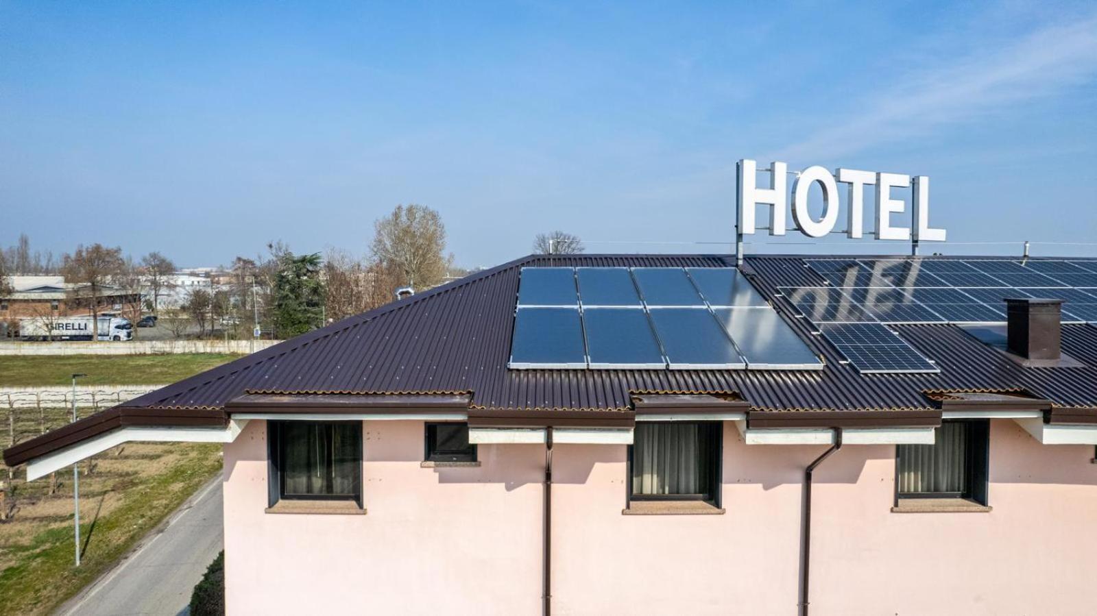 Confidence Hotel San Silvestro San Prospero Zewnętrze zdjęcie