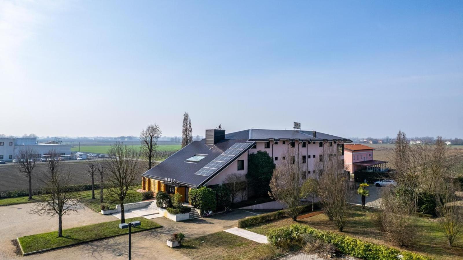 Confidence Hotel San Silvestro San Prospero Zewnętrze zdjęcie