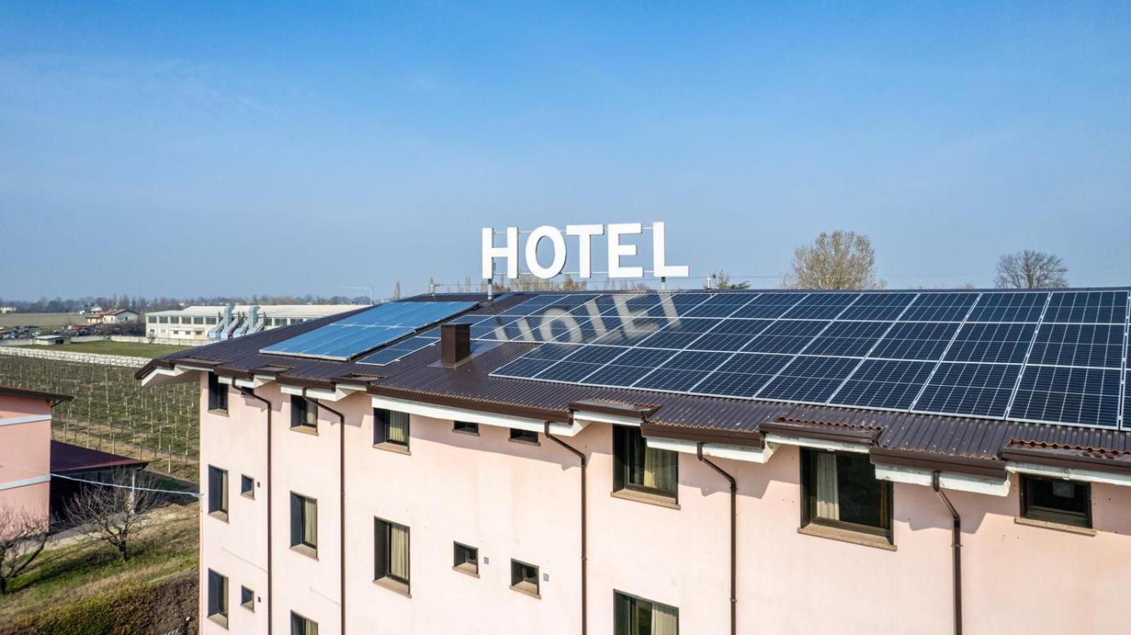 Confidence Hotel San Silvestro San Prospero Zewnętrze zdjęcie